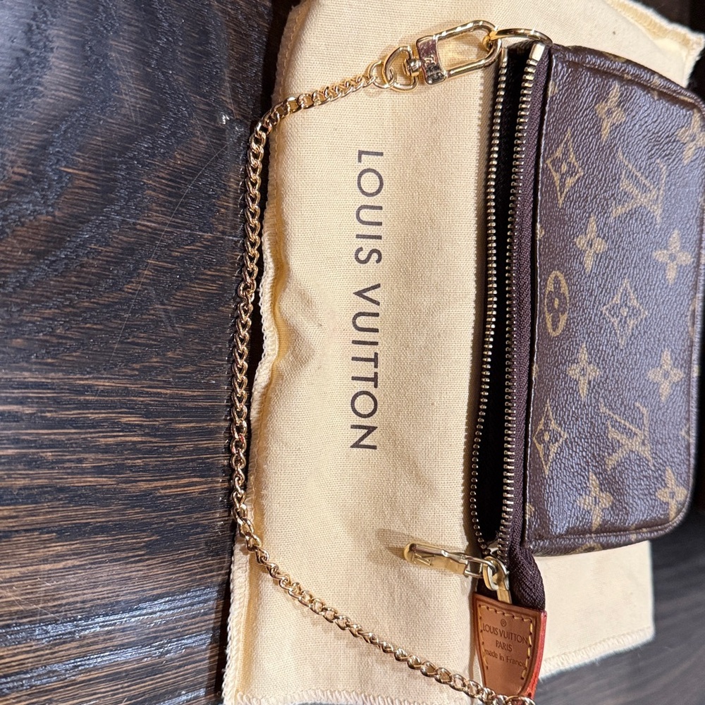 Louis Vuitton Brown and Gold Monogram Pouch - Picture 7 of 16